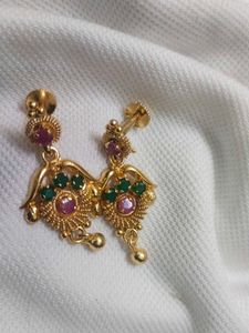 Elegant Gold-toned Traditional Earrings