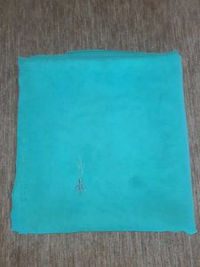 Beautiful Teal saree without blouse.