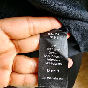Black linen top