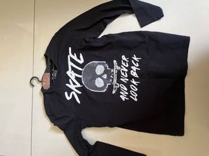 Y2K streetwear skull tee
