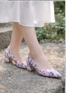 Bellies With Heels. 👠