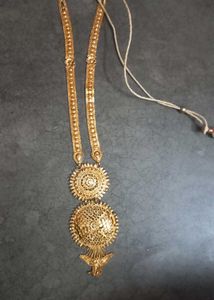 Elegant Gold Necklace