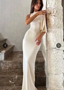Elegant White Maxi Dress