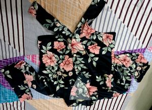Black Floral Tie-Front shirt