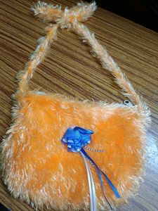 Cute Fluffy Faux Fur Sling Bag🎀