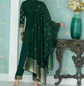Elegant Green Kurta Set with Dupatta