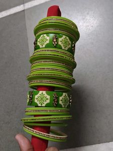 Green & White Bangle Set