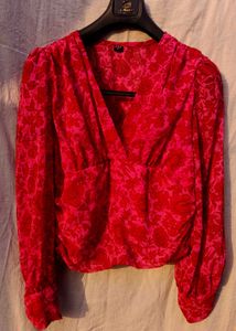 Chic Floral Print Ruched V-Neck Top 💗🛍️