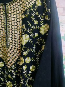 Elegant Black Embroidered Kurta Set