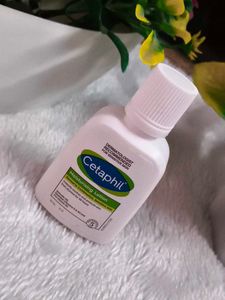 Cetaphil Moisturising Lotion 25 ml for Dry to Norm