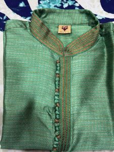 Men's Green Kurta(No Negotiation)