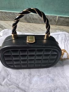 Chic Quilted Black Handbag