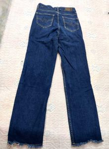 GAP Raw Hem 👖 Jeans 💙 Price Reduced 📢