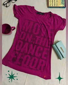 Madame Magenta Graphic T-Shirt