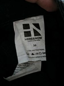 HERE&amp;NOW Men's Black Distressed Knee Jeans
