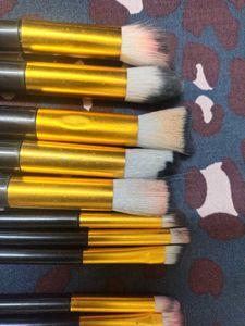 makeup brushes set