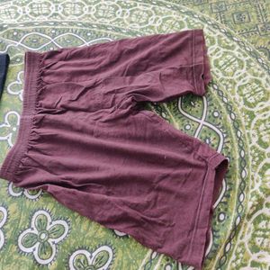 Comfortable Black Crop Top and Maroon Shorts Set