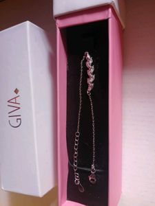 Leaf Design GIVA 925Silver Bracelet