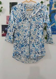 SALE!! Blue Floral Blouse