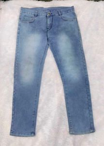 ✅Stylish Light Wash Denim Jeans✅