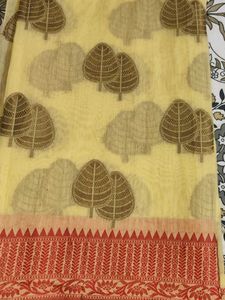 Elegant Yellow Saree with Leaf Print