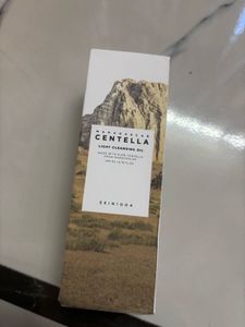 SKIN1004 Madagascar Centella Light Cleansing Oil