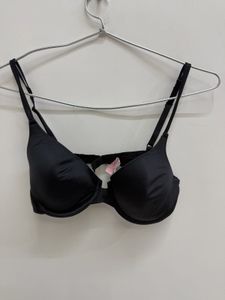 Victoriasecret Black pushup Bra