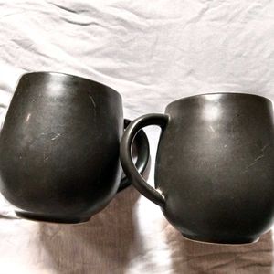 Stylish White Insulated Water Bottleand cups