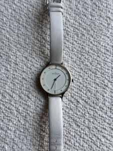 Original Skagen Denmark White Leather Strap Watch