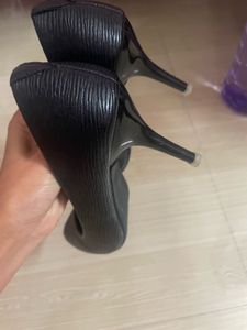 Stylish Black Stiletto Heels