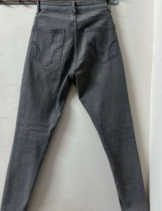 Women's Grey Skinny Jeans