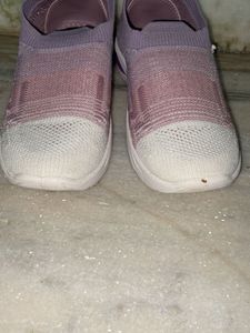 Casual slip-on shoes