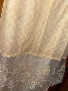 Ethnic side net lace hijab