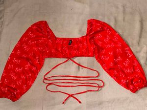 H&amp;M CREPE TIE DETAIL CROP TOP