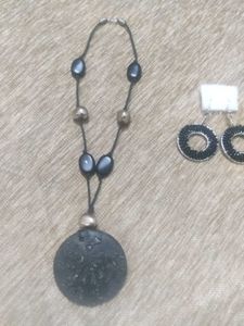 Stylish Black Pendant Necklace &amp; Earrings Set