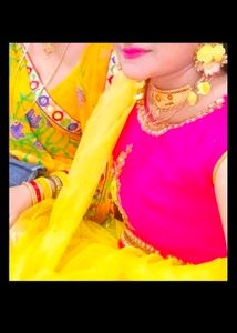 Beautiful Crop Top In Two Colour Pink Nd Yellow