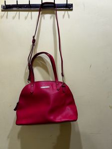 CAPRESE Red Sling Bag With Detachable Strap