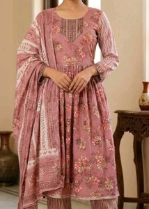 naira cut pant suit set