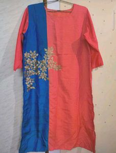 ColorBlock Embroidered Kurta 💠
