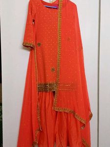 Absolutely New Suit 3pc Small Size