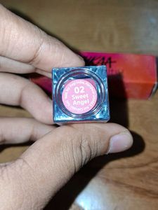 Nykaa Lip Gloss 02 sweet an