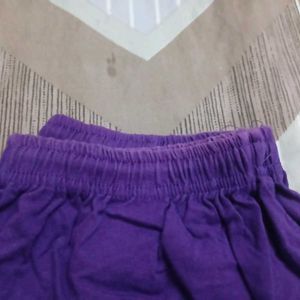 purple leggings