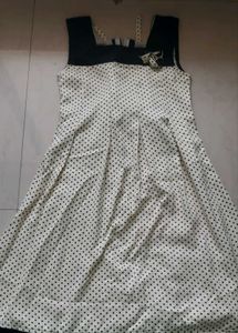 Smart polka dots casual summer dress for girls