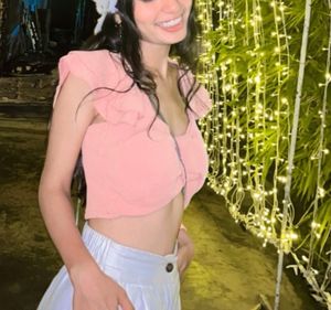 BLOGGER CROP