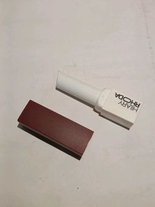 Hilary Rhoda Lipstick