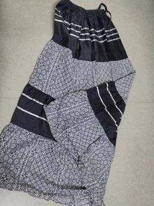 combo of 2 skirts