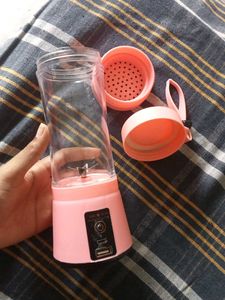 portable and rechargeable Battery Juice Blender