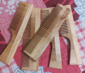 Neem Wooden Combs(5)