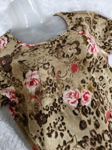 Floral Stretchable Top
