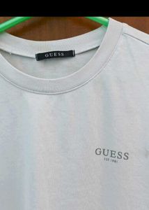 NUMERO UNO + GUESS Tshirt